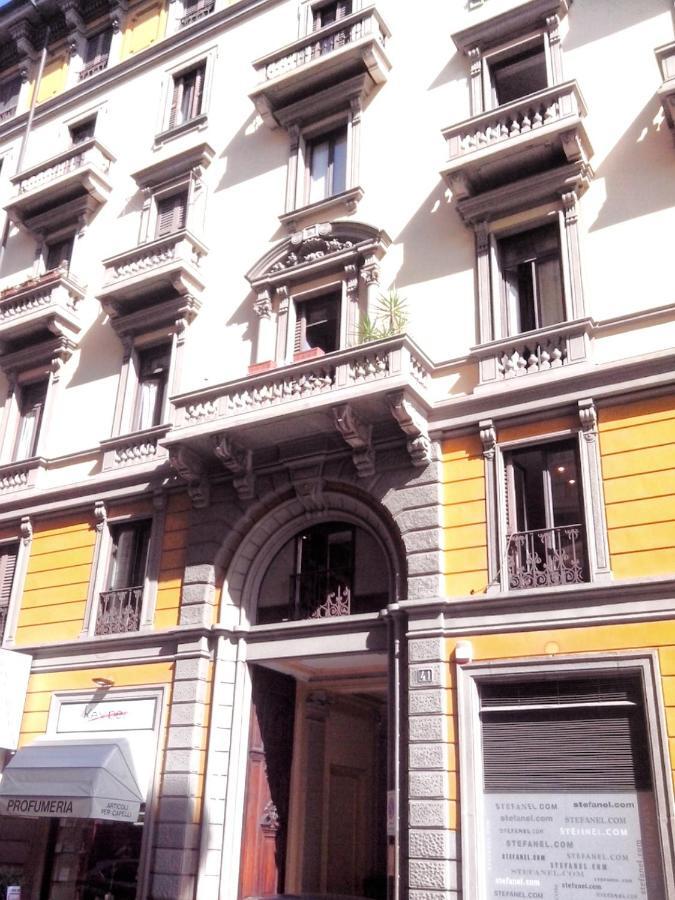 Mansarda Porta Venezia Apartamento Milão Quarto foto